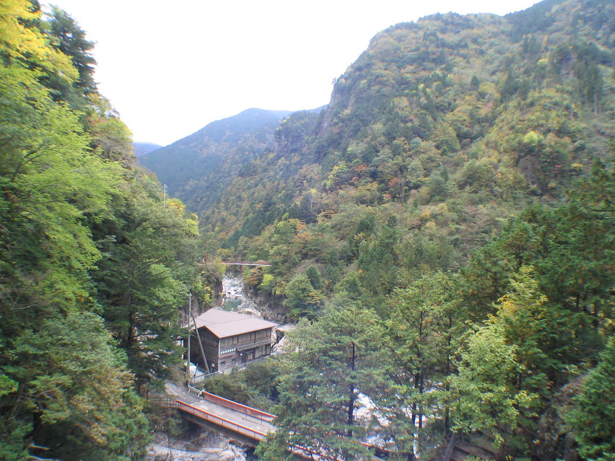 奈良・天川村・御手洗渓谷の紅葉